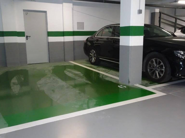 plaza de parking y trastero